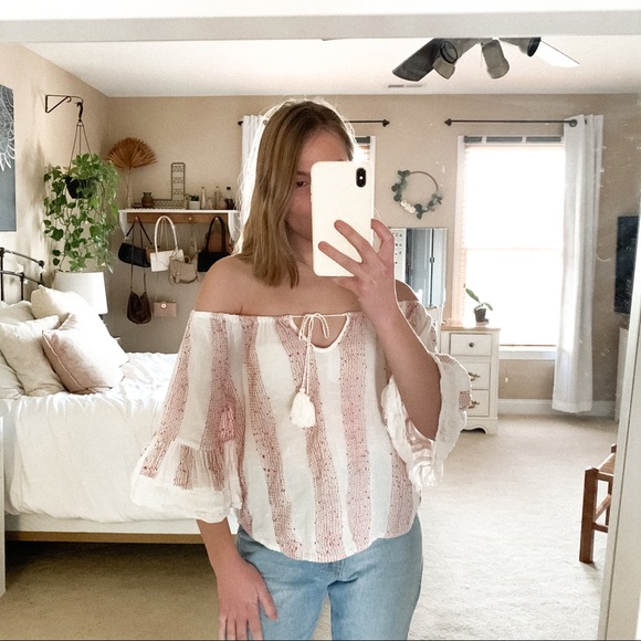 Lovestitch Off the Shoulder Peasant Top - Picture 3 of 6